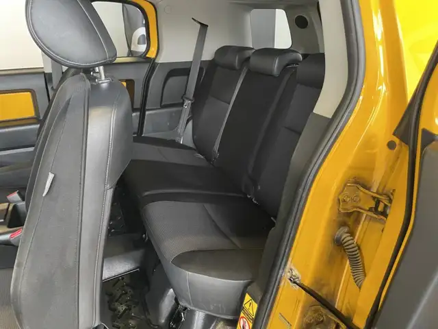 2007 Toyota FJ Cruiser - Photo 11