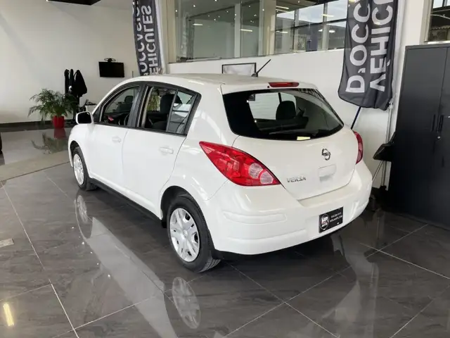 2012 Nissan Versa S - Photo 5