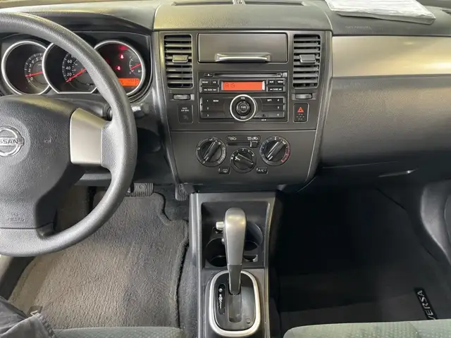2012 Nissan Versa S - Photo 21