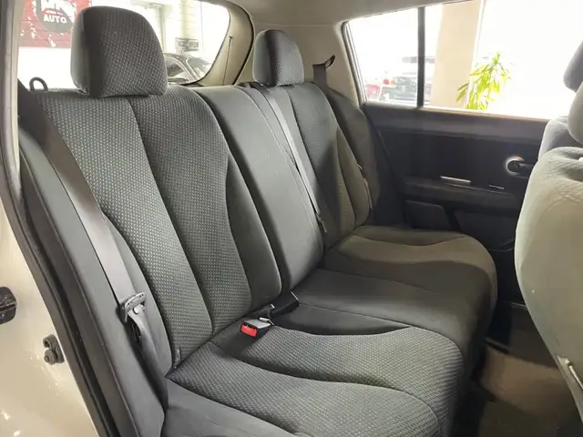 2012 Nissan Versa S - Photo 24