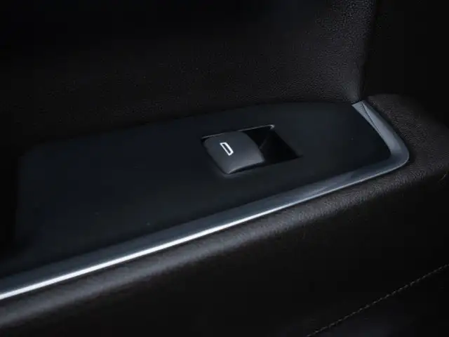 2024 GMC Sierra 1500 Elevation - Corner Step | Heated Steering - Photo 43