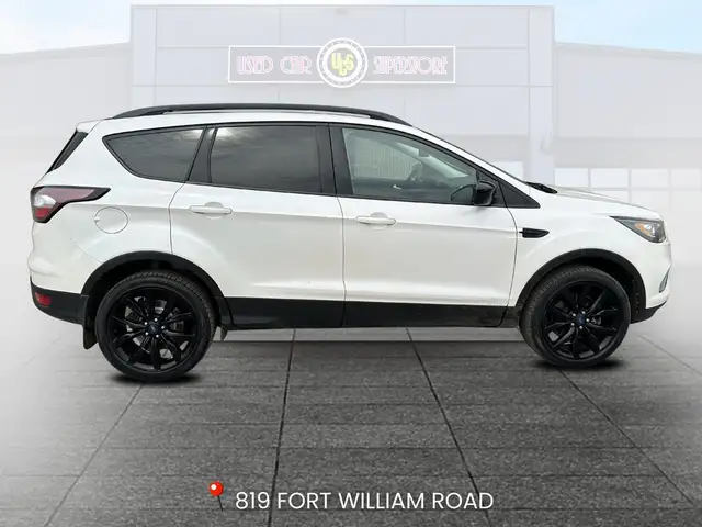 2017 Ford Escape - Photo 8