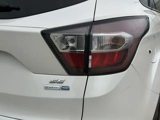 2017 Ford Escape - Photo 9