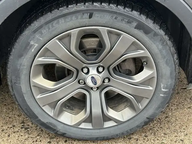 2018 Ford Explorer - Photo 9