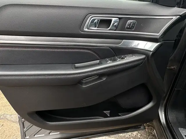 2018 Ford Explorer - Photo 10