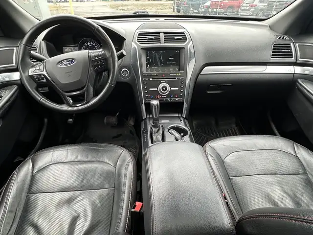 2018 Ford Explorer - Photo 15