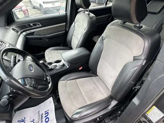 2017 Ford Explorer - Photo 12