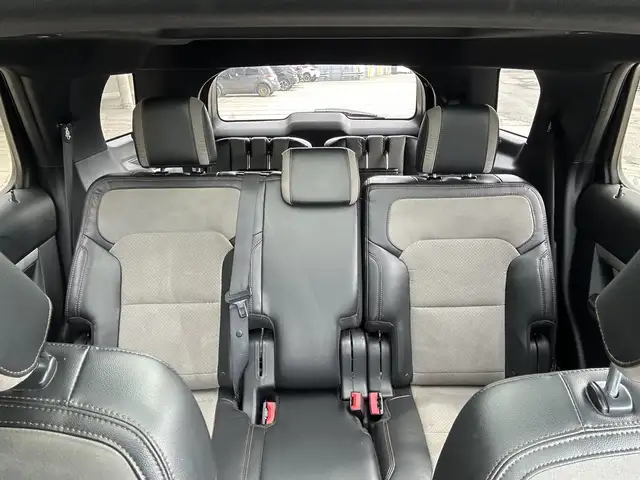 2017 Ford Explorer - Photo 14