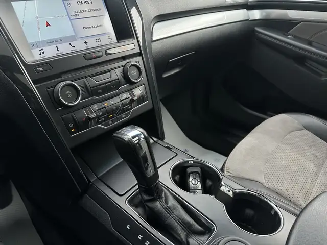 2017 Ford Explorer - Photo 21