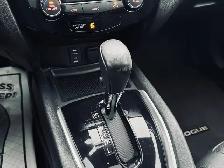 2015 Nissan Rogue AWD 4dr SL - Photo 12