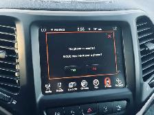 2015 Jeep Cherokee 4WD 4dr Limited - Photo 10