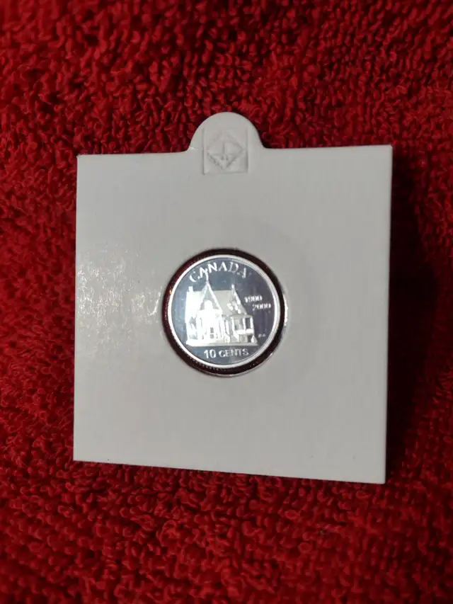 Canadian 2000 silver dime Desjardins birth of the credit Union