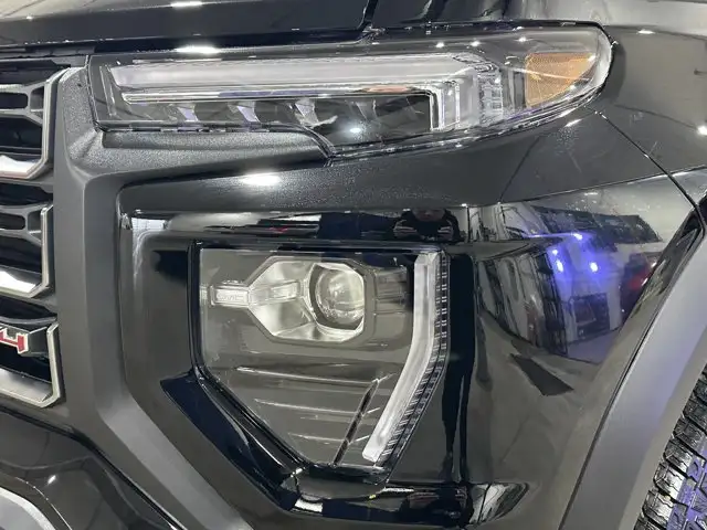 2026 GMC Canyon AT4 - Photo 10