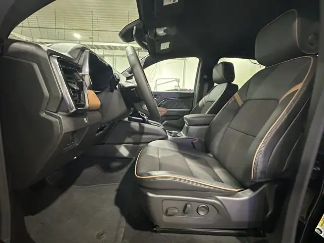 2026 GMC Canyon AT4 - Photo 11