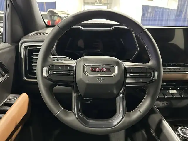 2026 GMC Canyon AT4 - Photo 17