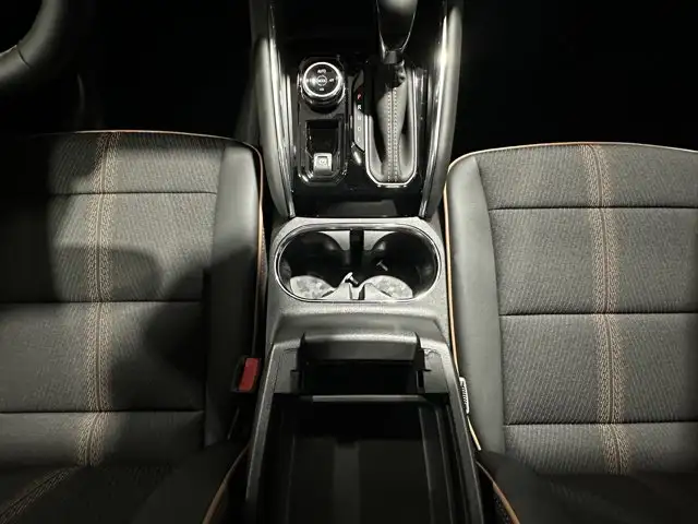 2026 GMC Canyon AT4 - Photo 25