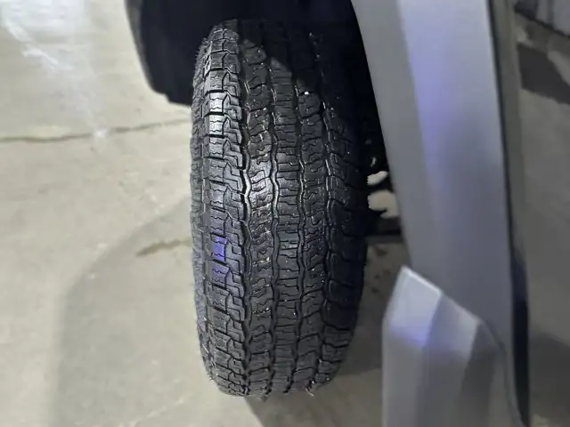 2026 GMC Canyon AT4 - Photo 27