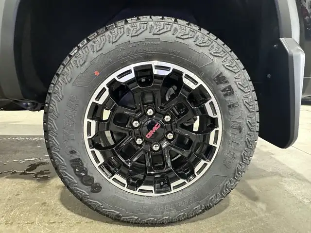 2026 GMC Canyon AT4 - Photo 28