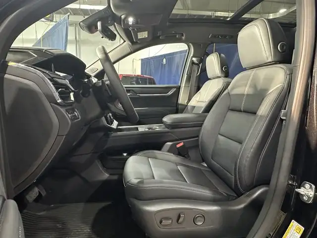 2026 GMC Acadia Elevation - Photo 11