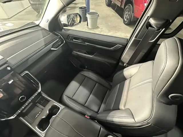 2026 GMC Acadia Elevation - Photo 16