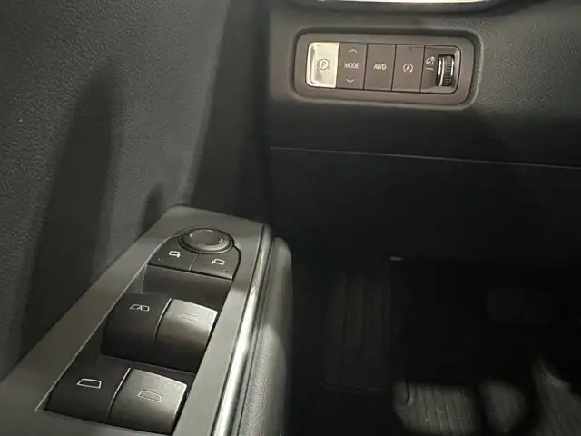 2026 GMC Acadia Elevation - Photo 21