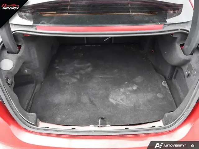 2017 Jaguar XE 4dr Sdn V6 SC R-Sport | LOADED | LOW KMS | NO ACC - Photo 11