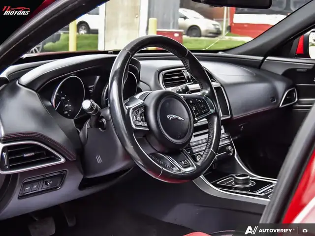 2017 Jaguar XE 4dr Sdn V6 SC R-Sport | LOADED | LOW KMS | NO ACC - Photo 13