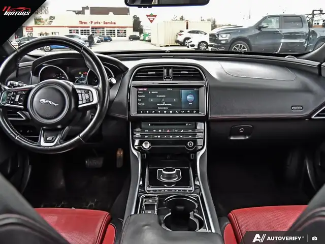 2017 Jaguar XE 4dr Sdn V6 SC R-Sport | LOADED | LOW KMS | NO ACC - Photo 25