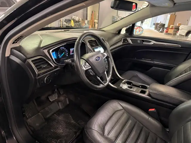 2017 Ford Fusion 4dr Sdn SE AWD - Photo 4