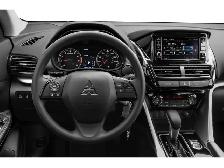2024 Mitsubishi Eclipse Cross ES 1 OWNER TRADE-IN - Photo 2