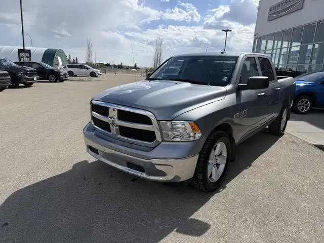 2023 Ram 1500 Classic SLT Crew Cab 4x4 HEMI BUILT TO WORK. READY - Photo 8
