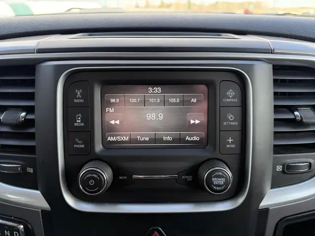 2023 Ram 1500 Classic SLT Crew Cab 4x4 HEMI BUILT TO WORK. READY - Photo 20