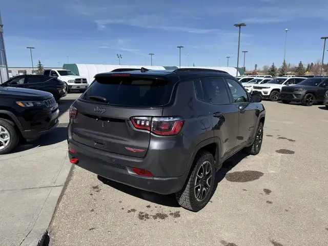 2024 Jeep Compass Trailhawk - Photo 4