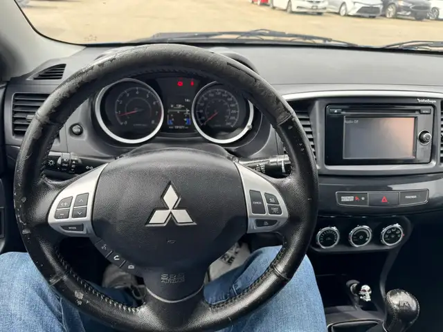 2015 Mitsubishi Lancer GT : Heated Seats, Sunroof - Photo 11