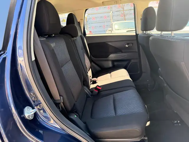 2014 Mitsubishi Outlander SE V6 : Two Sets of Tires - Photo 10