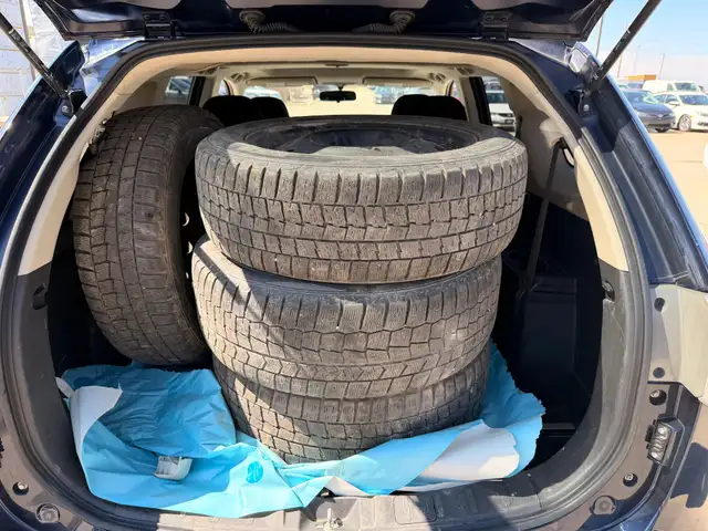 2014 Mitsubishi Outlander SE V6 : Two Sets of Tires - Photo 15
