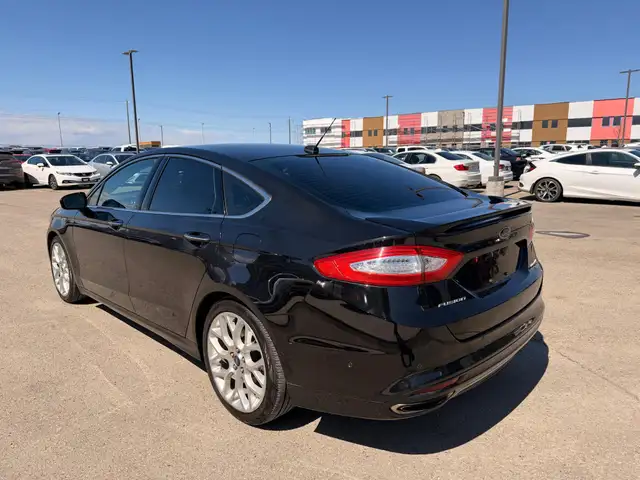 2014 Ford Fusion Titanium AWD : Fully Loaded, One Owner, No Repo - Photo 6