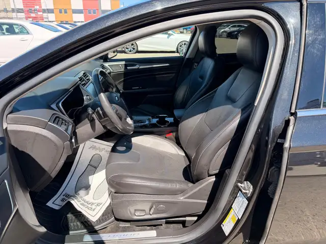 2014 Ford Fusion Titanium AWD : Fully Loaded, One Owner, No Repo - Photo 8