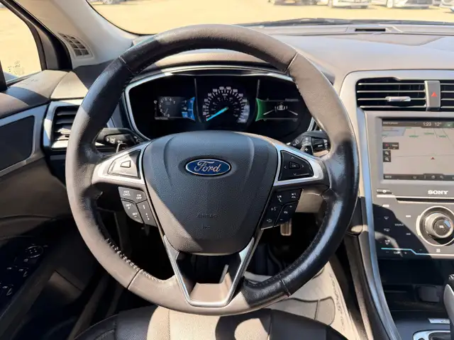 2014 Ford Fusion Titanium AWD : Fully Loaded, One Owner, No Repo - Photo 14