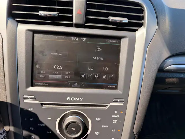 2014 Ford Fusion Titanium AWD : Fully Loaded, One Owner, No Repo - Photo 15