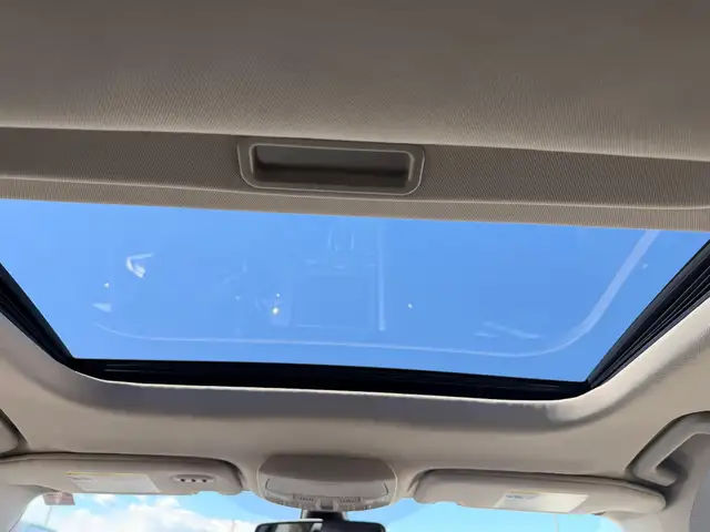 2014 Ford Fusion Titanium AWD : Fully Loaded, One Owner, No Repo - Photo 17