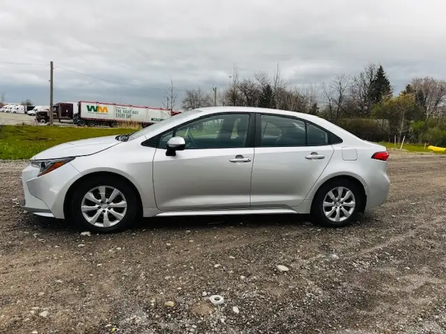 2020 Toyota Corolla LE CVT - Photo 3
