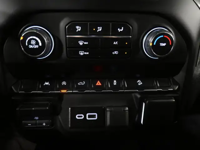 2024 Chevrolet Silverado 1500 Custom Trail Boss No Accident Z71 - Photo 19