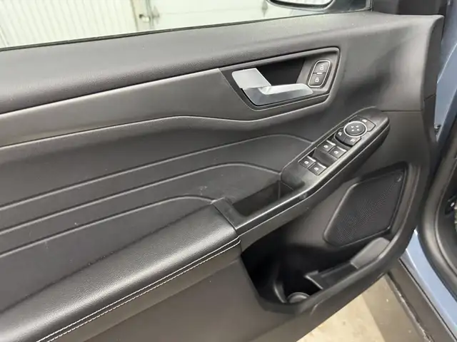 Ford Escape PHEV 2025 à vendre - Photo 16