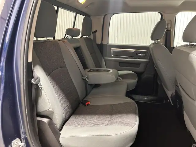 RAM 1500 Classic Warlock cabine d'équipe 4x4 caisse de 5 pi 7 po - Photo 16