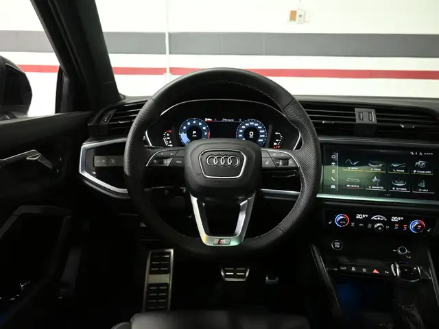 2023 Audi Q3 Progressiv S-Line No Accident Panoramic Roof Ambien - Photo 12