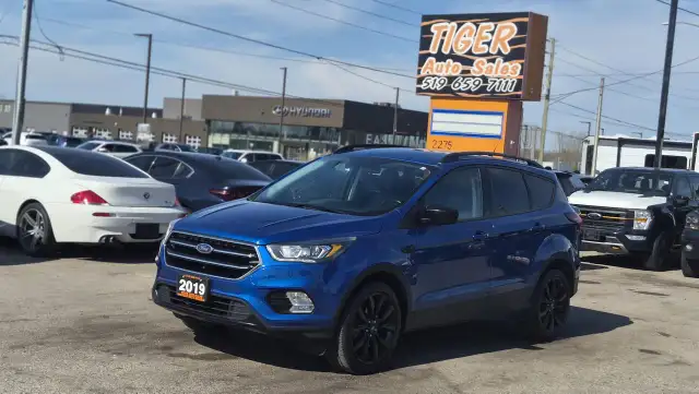 2019 Ford Escape SE, ONE OWNER, NO ACCIDENTS, 2 SET WHEELS CERT