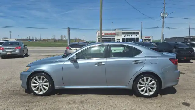 2010 Lexus IS 250 AWD, WELL MAINTAINED, CERTIFIED - Photo 2