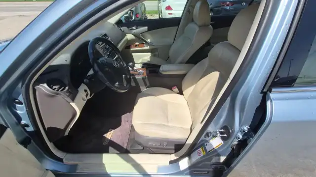2010 Lexus IS 250 AWD, WELL MAINTAINED, CERTIFIED - Photo 9