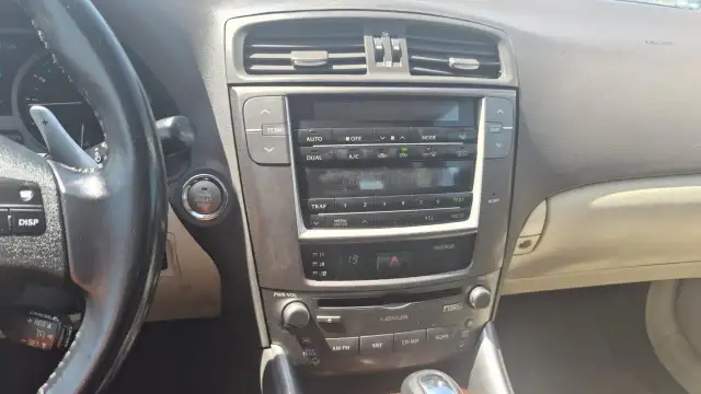 2010 Lexus IS 250 AWD, WELL MAINTAINED, CERTIFIED - Photo 12